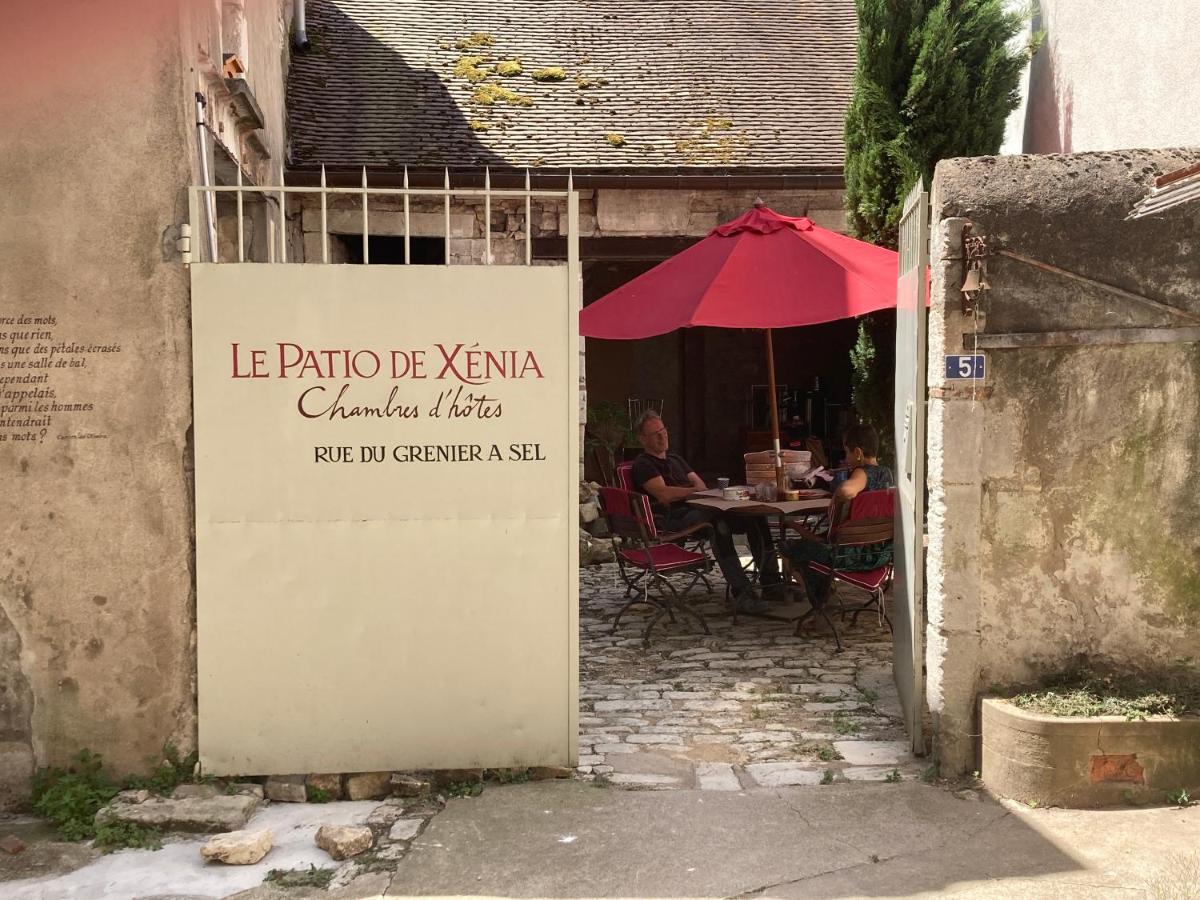 Le Patio De Xenia Bed and Breakfast La Charité-sur-Loire Εξωτερικό φωτογραφία