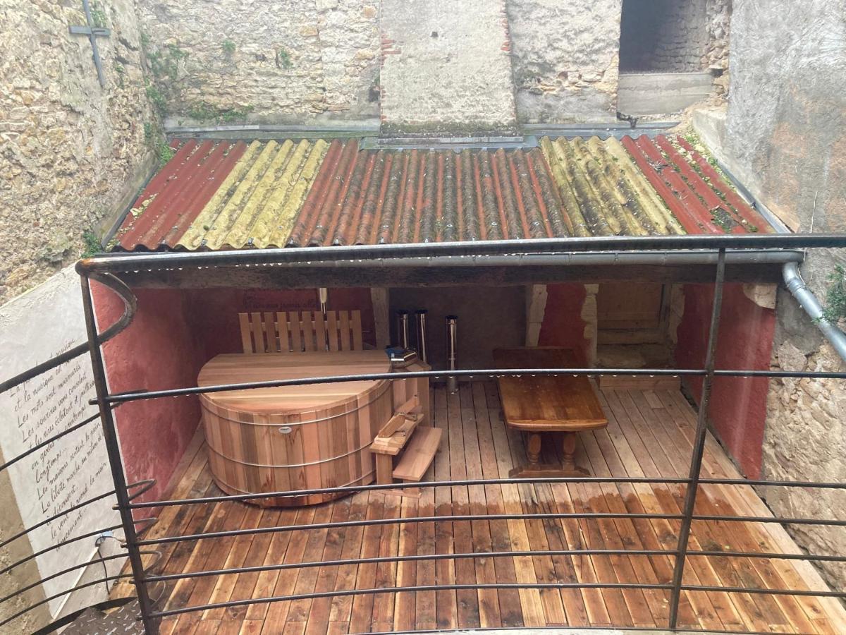 Le Patio De Xenia Bed and Breakfast La Charité-sur-Loire Εξωτερικό φωτογραφία
