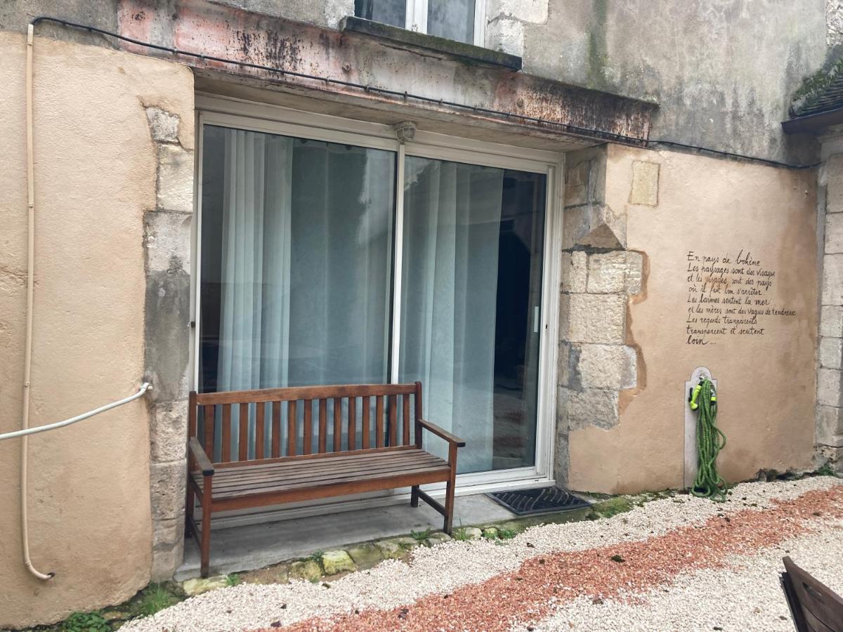 Le Patio De Xenia Bed and Breakfast La Charité-sur-Loire Εξωτερικό φωτογραφία
