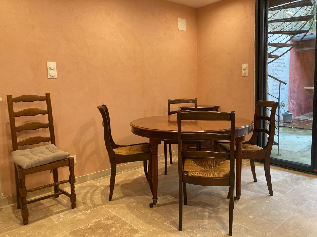 Le Patio De Xenia Bed and Breakfast La Charité-sur-Loire Εξωτερικό φωτογραφία